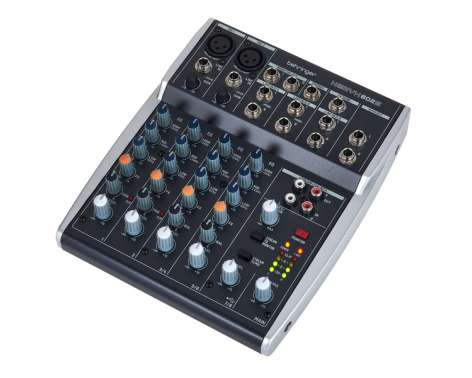 Behringer Xenyx 802S