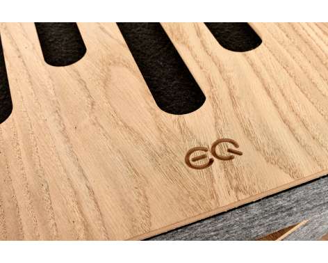 EQ Acoustics R5 Wood Panel Wave Oak