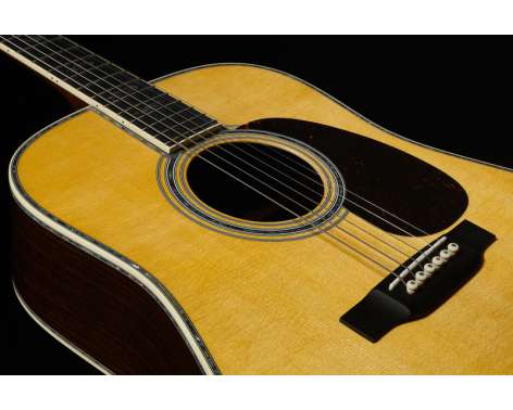 Martin Guitars D-45