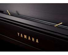 Yamaha CLP-745 R