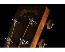 Martin Guitars 00X2E-01