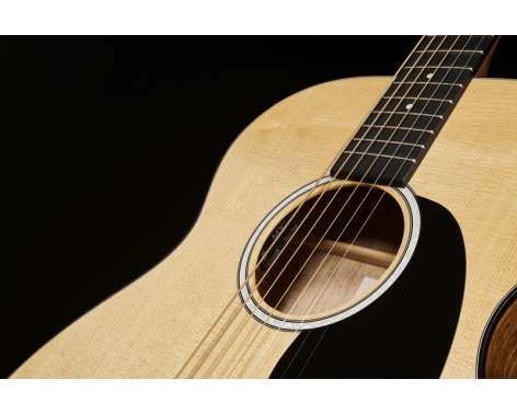 Martin Guitars 000-12E Koa